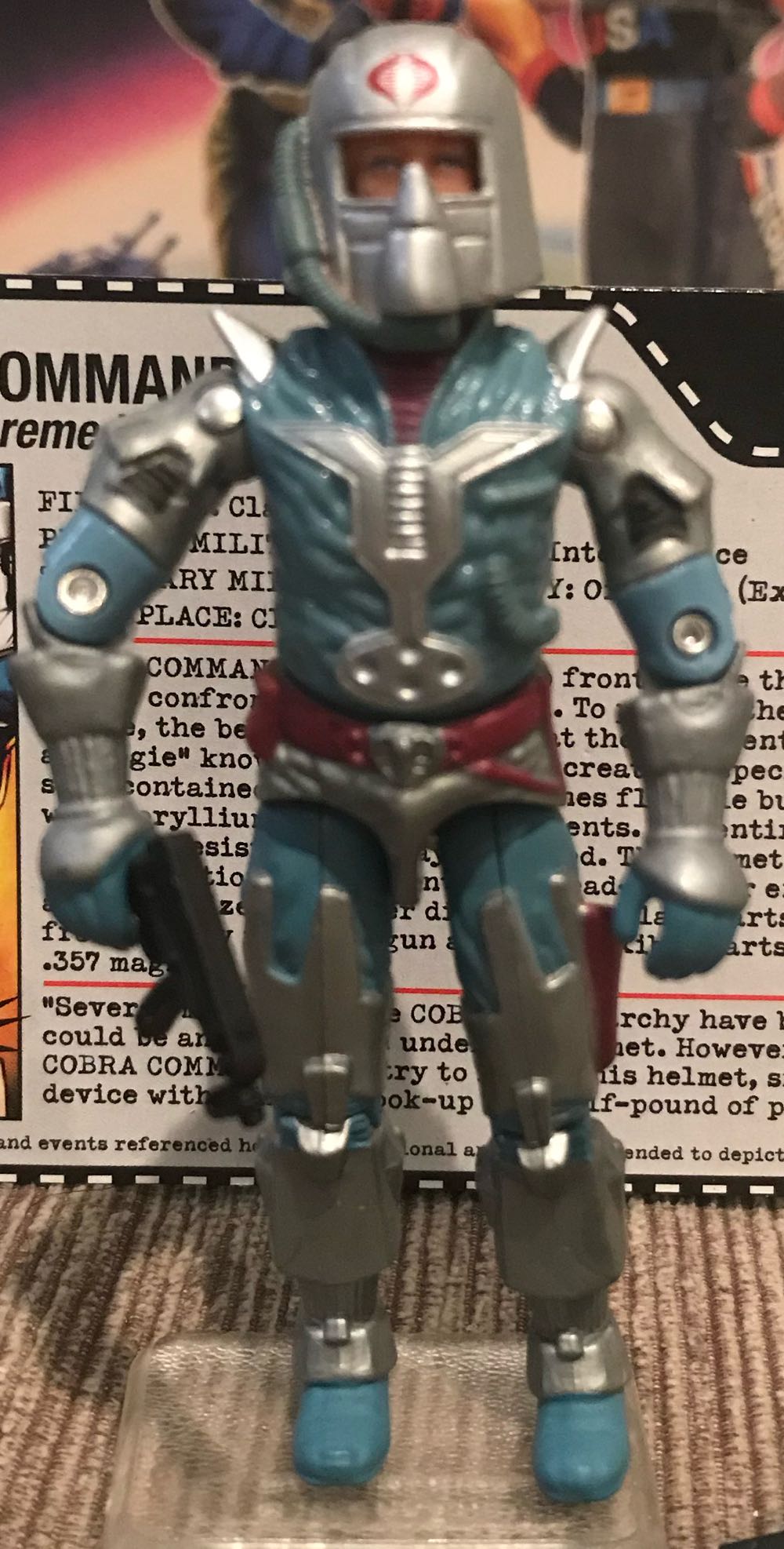 2005 Cobra Commander v22 - Hasbro (G.I. Joe) action figure collectible - Main Image 2