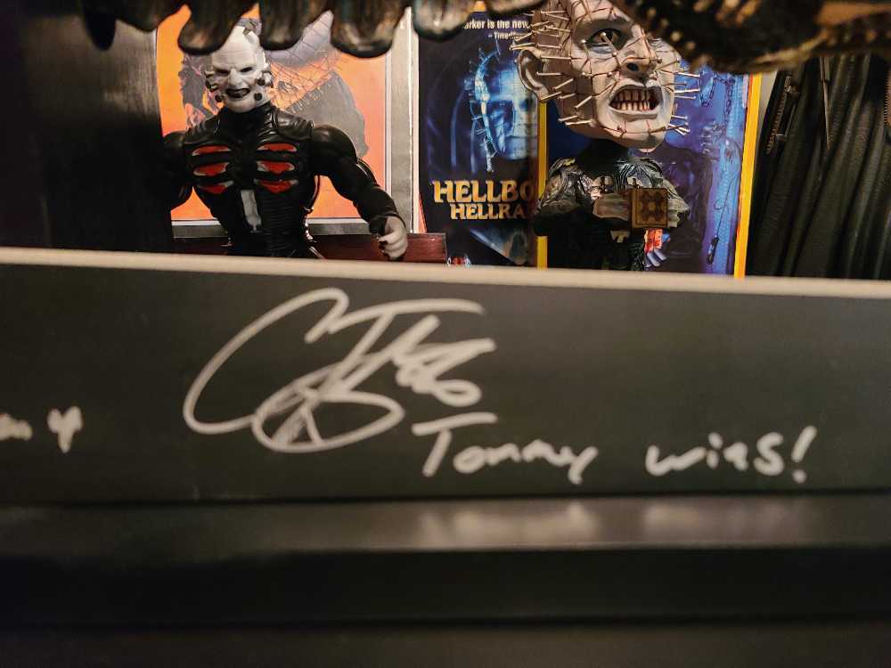 Friday The 13 Machete Signed  (Horror) action figure collectible - Main Image 3
