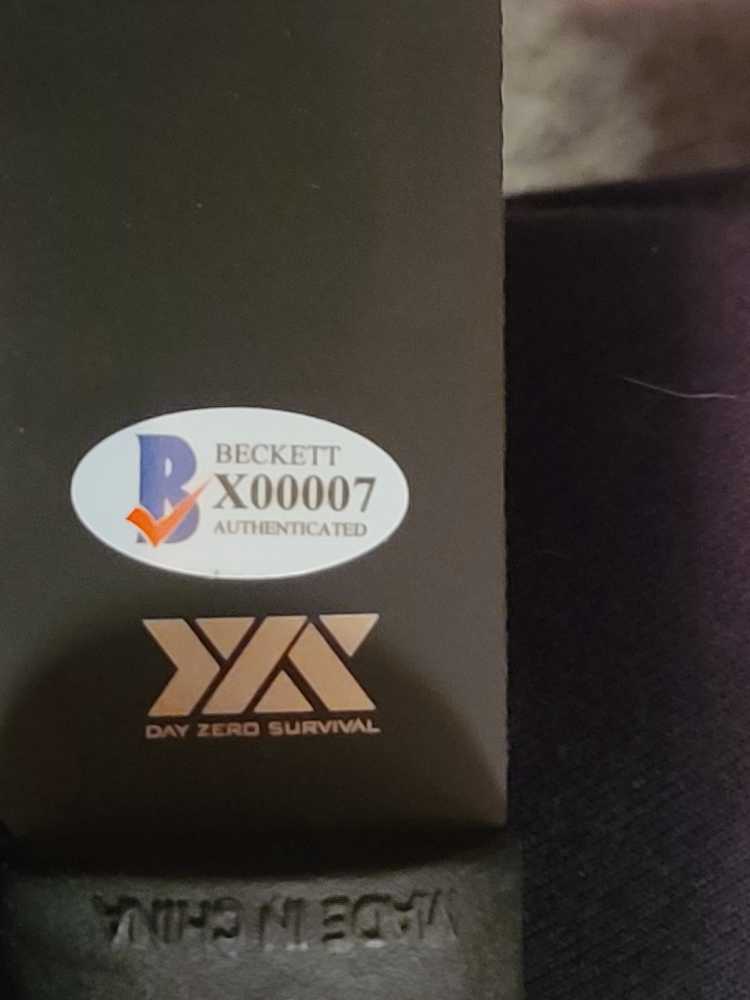 Friday The 13 Machete Signed  (Horror) action figure collectible - Main Image 4