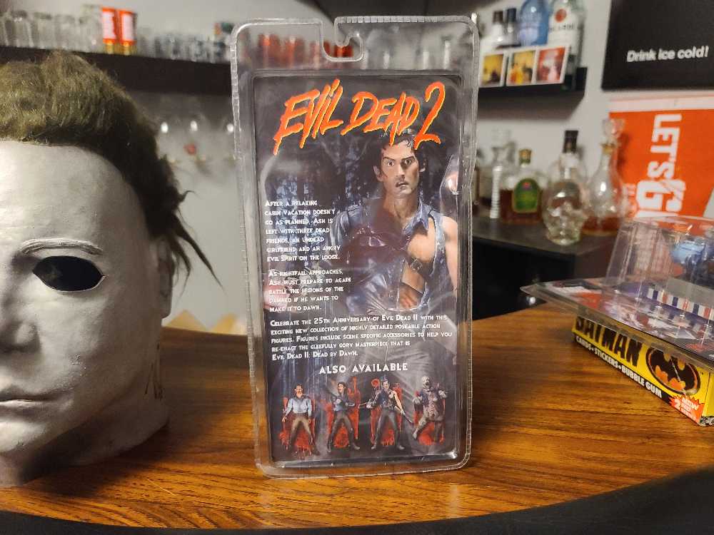 Neca Evil Dead 2 Hero Ash - Neca (Horror) action figure collectible - Main Image 2