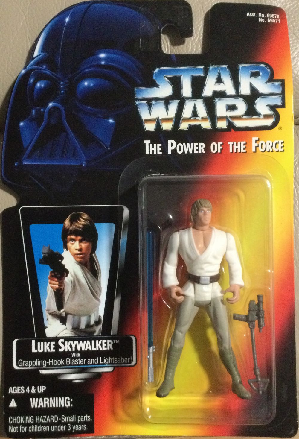 Power Of The Force (RC) - Luke Skywalker - Hasbro (A New Hope) action figure collectible - Main Image 1