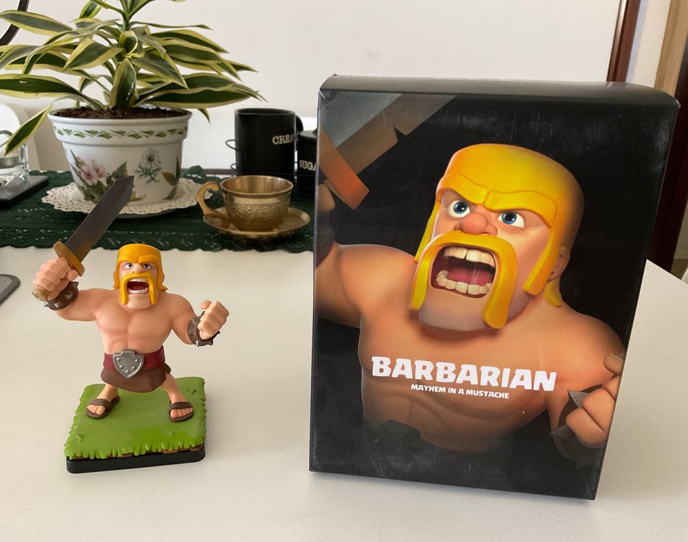 Clash of Clans Barbarian - Kotobukiya action figure collectible [Barcode 190526004696] - Main Image 2