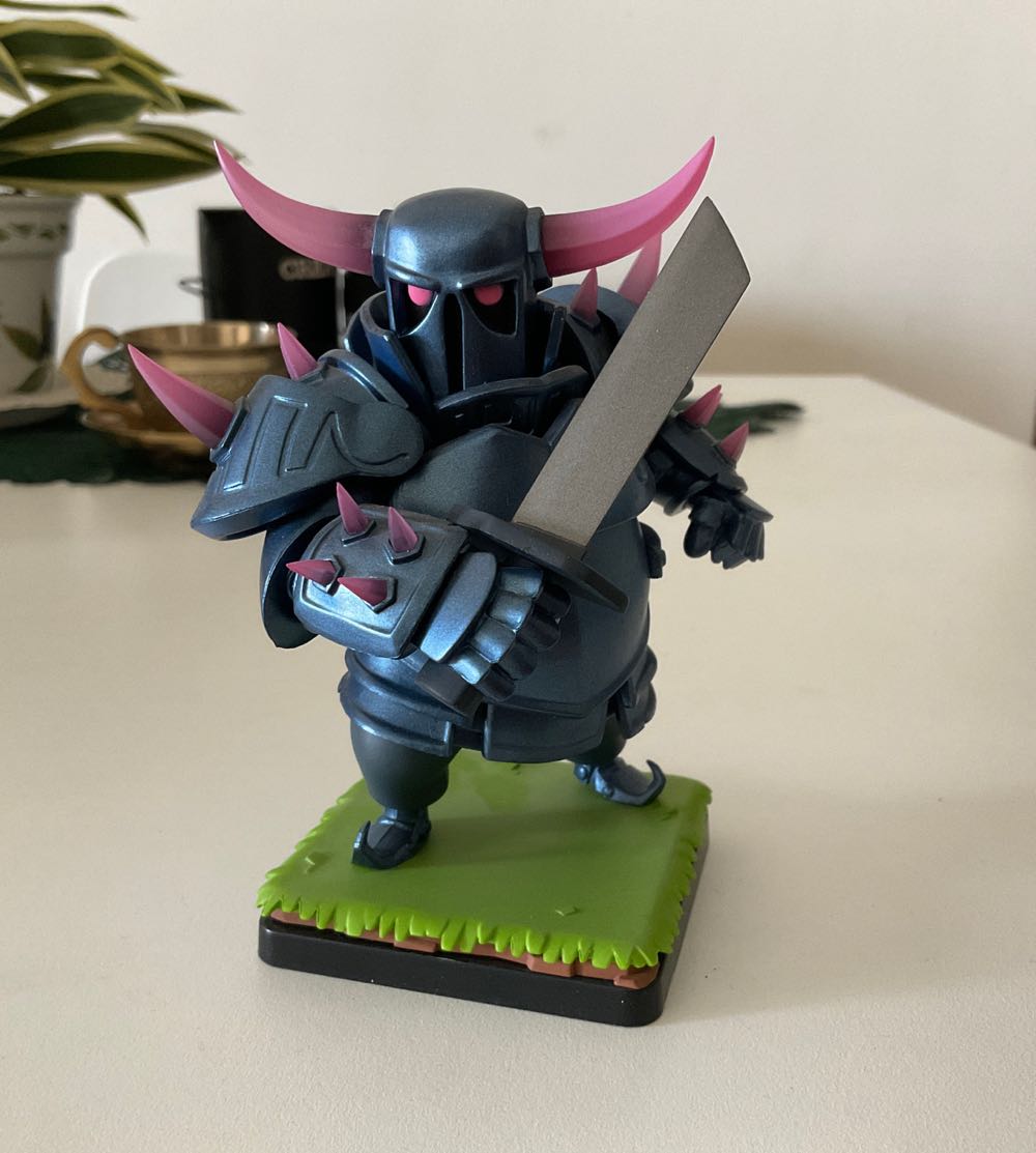 Clash of Clans Pekka - Kotobukiya action figure collectible [Barcode 190526004665] - Main Image 3