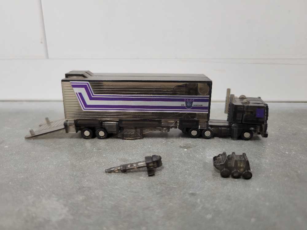 Nemesis Prime  - Takara (World’s Smallest Transformers WST) action figure collectible - Main Image 3