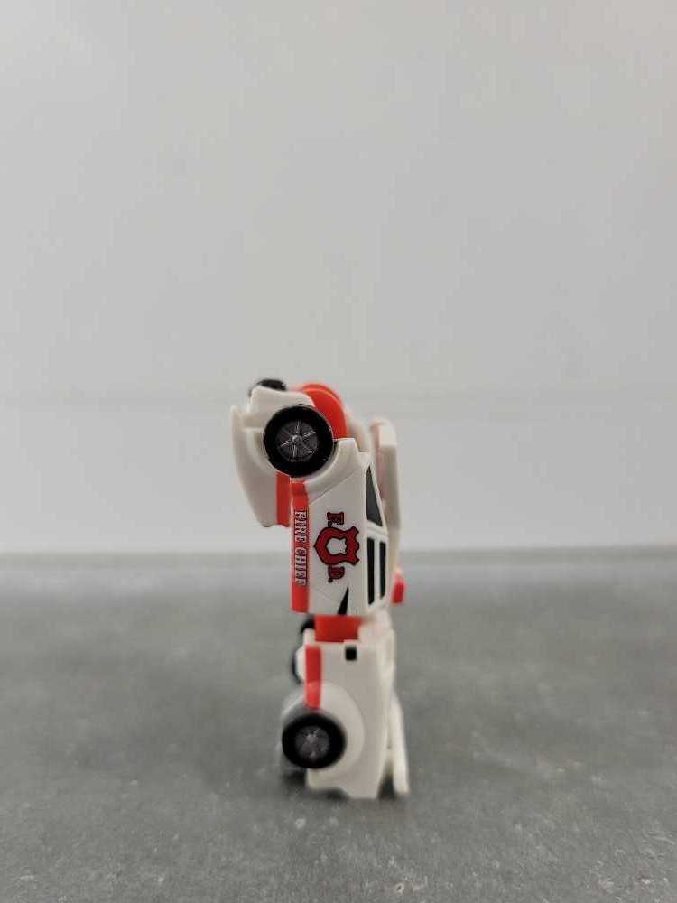 Red Alert (Robot Mode) 1st - Takara (World’s Smallest Transformers WST) action figure collectible - Main Image 4
