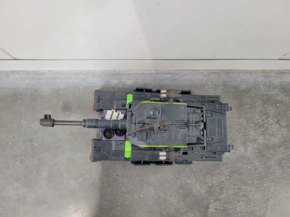 Banzitron Tank Mode - Hasbro (Hunt For The Decepticons) action figure collectible - Main Image 2