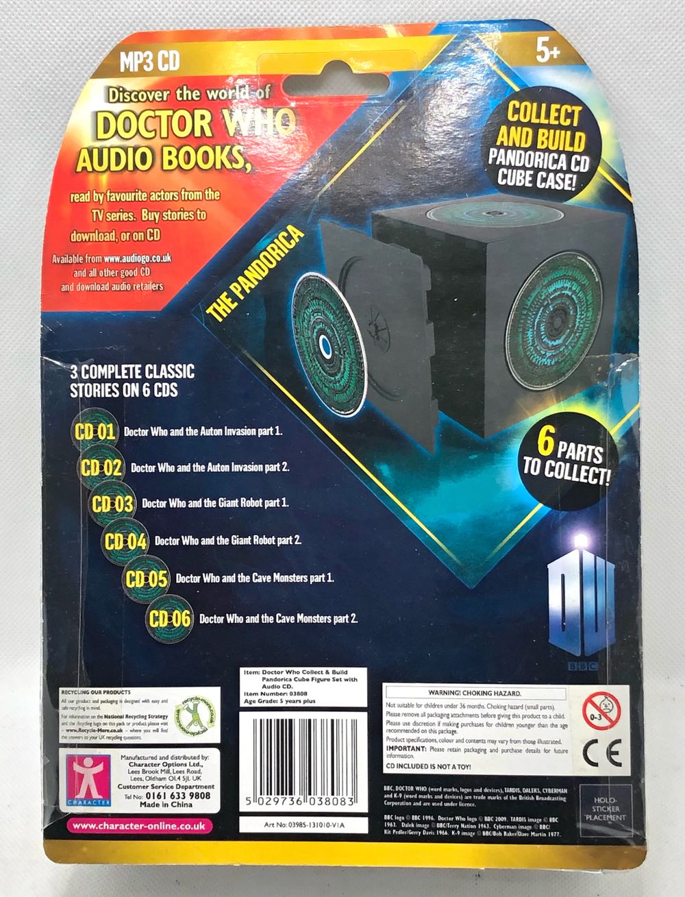 (CD) Cyberman Pandorica Guard - Character Options (Doctor Who) (Doctor Who) action figure collectible - Main Image 2