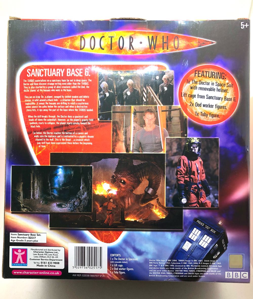(D) Sanctuary Base Set - Character Options (Doctor Who) (Doctor Who) action figure collectible - Main Image 2