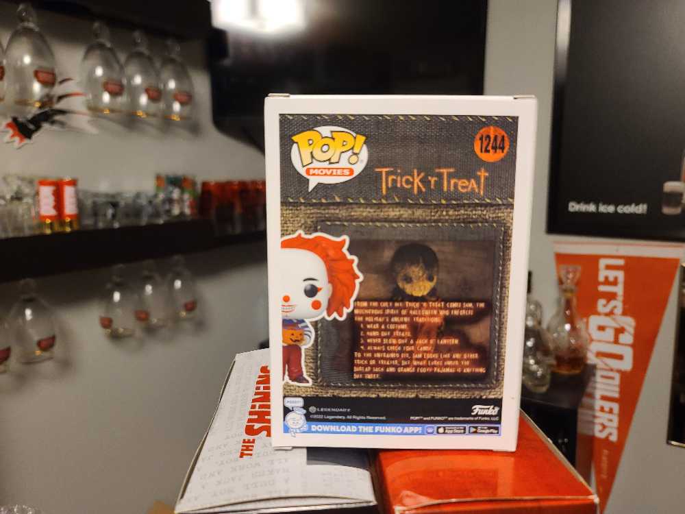 Funko Pop Movies 1244 Chuckles - Funko (Horror) action figure collectible - Main Image 3