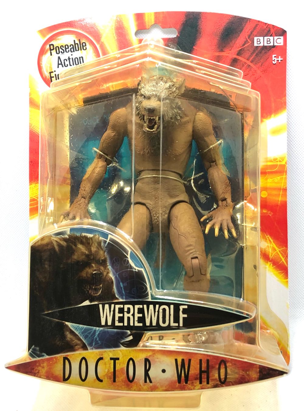 Super7 X Disney Mickey And Friends Vintage Collection Wave1 Donald Duck (Cold-Weather) Reaction Figure