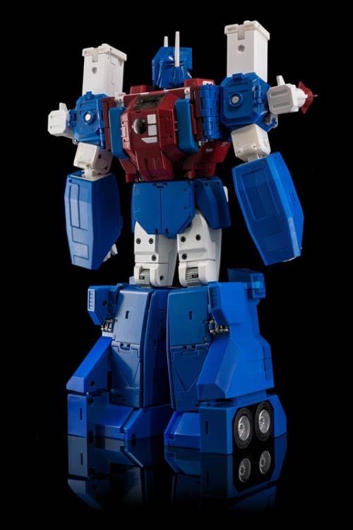 Ultra Magnus MX-22 (Commander Stack) - X-Transbots (Transformers: The Movie (1986)) action figure collectible - Main Image 2