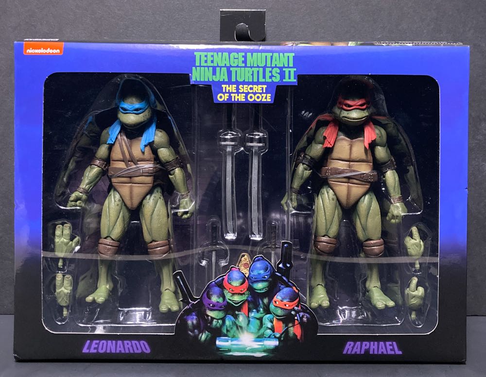 TMNT - Leonardo & Raphael (2-Pack) - Neca/Reel Toys (Teenage Mutant Ninja Turtles) action figure collectible [Barcode 634482542392] - Main Image 2