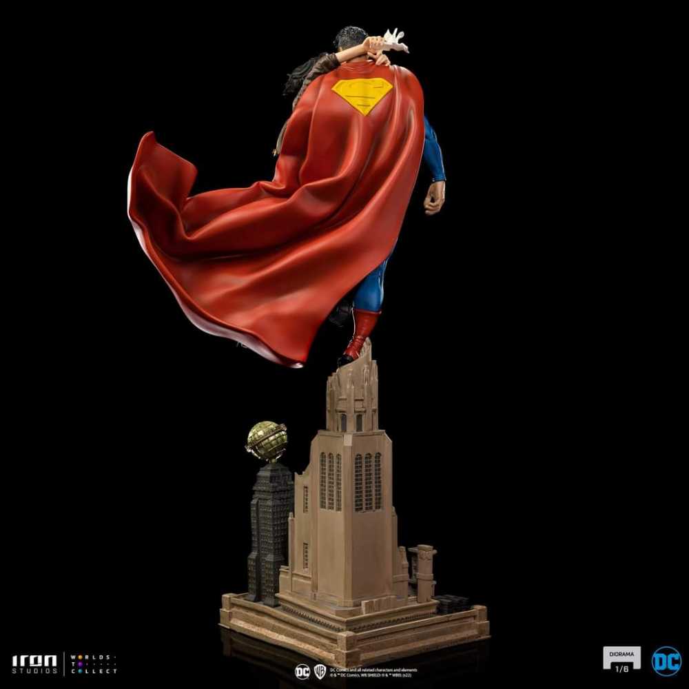Superman and Lois, DC Comics Diorama - Iron Studios (DC Comics) action figure collectible - Main Image 4