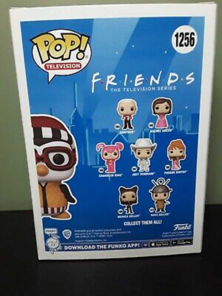 Hugsy The Penguin - Funko Pop! Television (Friends: The TV Series) action figure collectible [Barcode 889698652070] - Main Image 4