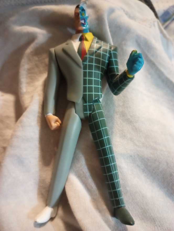 R5-D4 With Concealed Photon Launcher