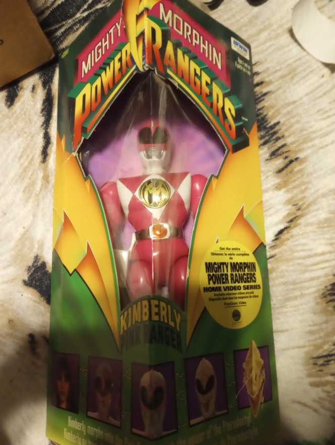 Mighty Morphin Power Rangers Trini Yellow Ranger   action figure collectible [Barcode 069545220014] - Main Image 1