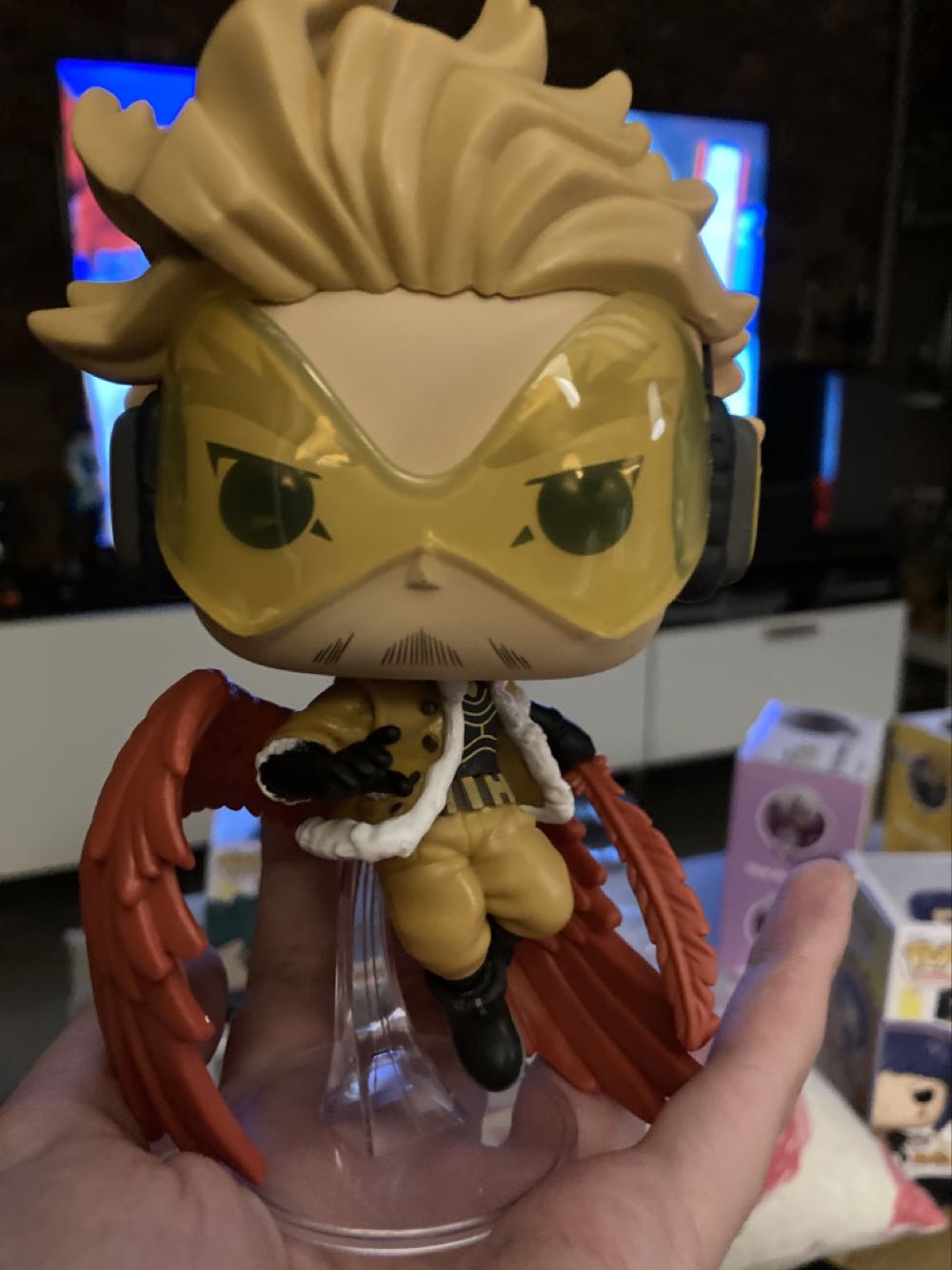 My Hero Academia: Hawks #1141 - Funko Pop Animation (My Hero Academia) action figure collectible [Barcode 889698580373] - Main Image 4