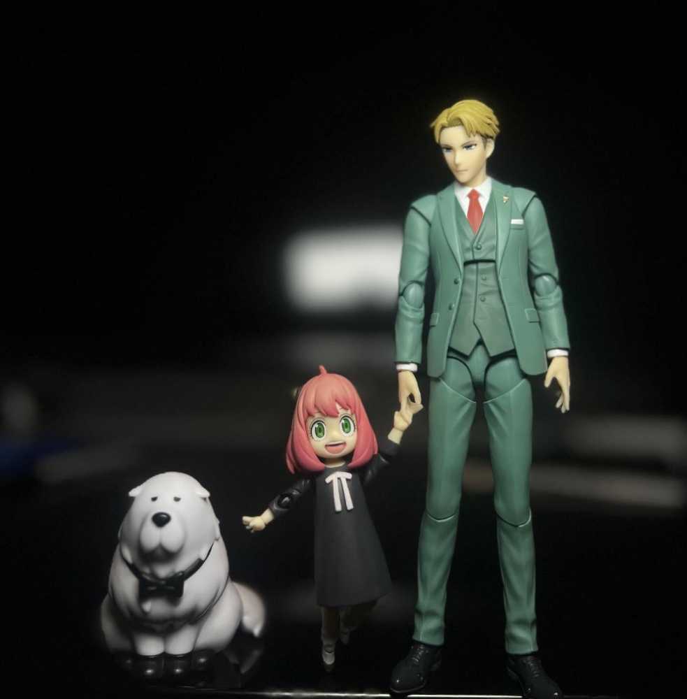 S.H. Figuarts Spy X Family Anya Forger  - Bandai Spirits (Spy x Family) action figure collectible [Barcode 4573102639073] - Main Image 3