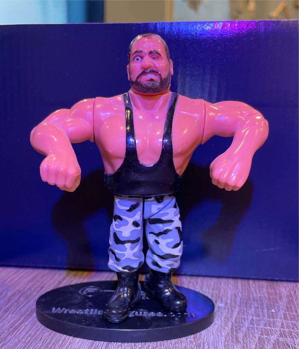 Disney Alice In Wonderland Pin And Lanyard Starter Set