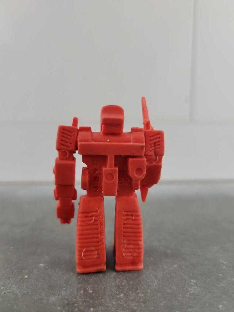 32 Megatron Red - Hasbro (Decoy) action figure collectible - Main Image 3
