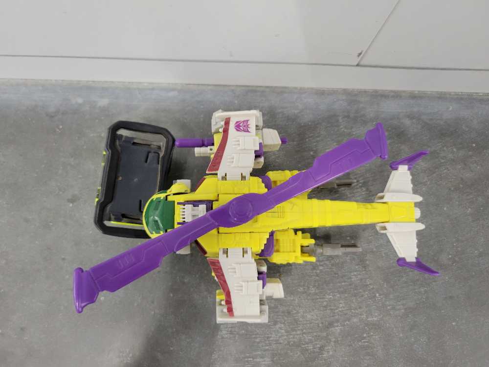 Buzzsaw Helicopter Mode - Hasbro (Cybertron) action figure collectible - Main Image 2