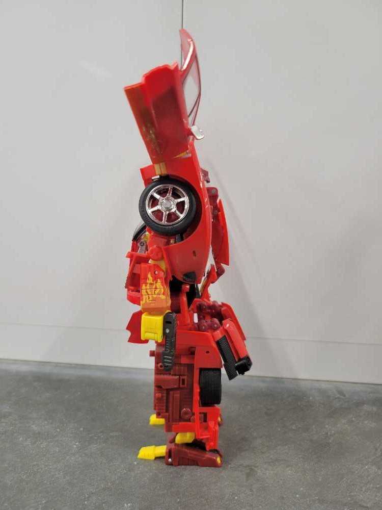 Rodimus Robot Mode - Hasbro (Alternators) action figure collectible - Main Image 3