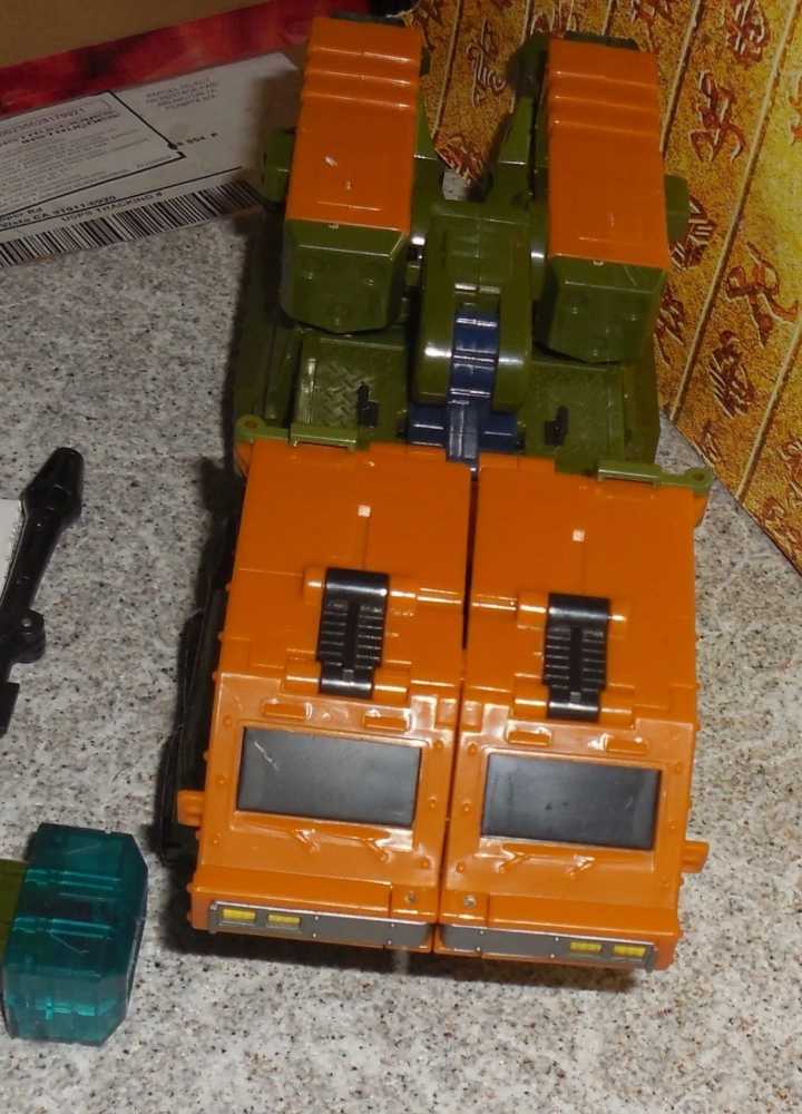 Roadbuster Ultra Magnus  - Hasbro (Animated) action figure collectible - Main Image 2