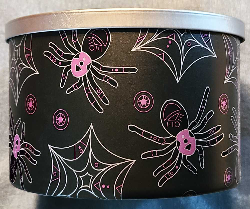 CANDLE: Halloween Yankee Spooky Spider Cider 2022 Three Wick - Yankee Candle (Halloween Candles) action figure collectible [Barcode 192833250445] - Main Image 3