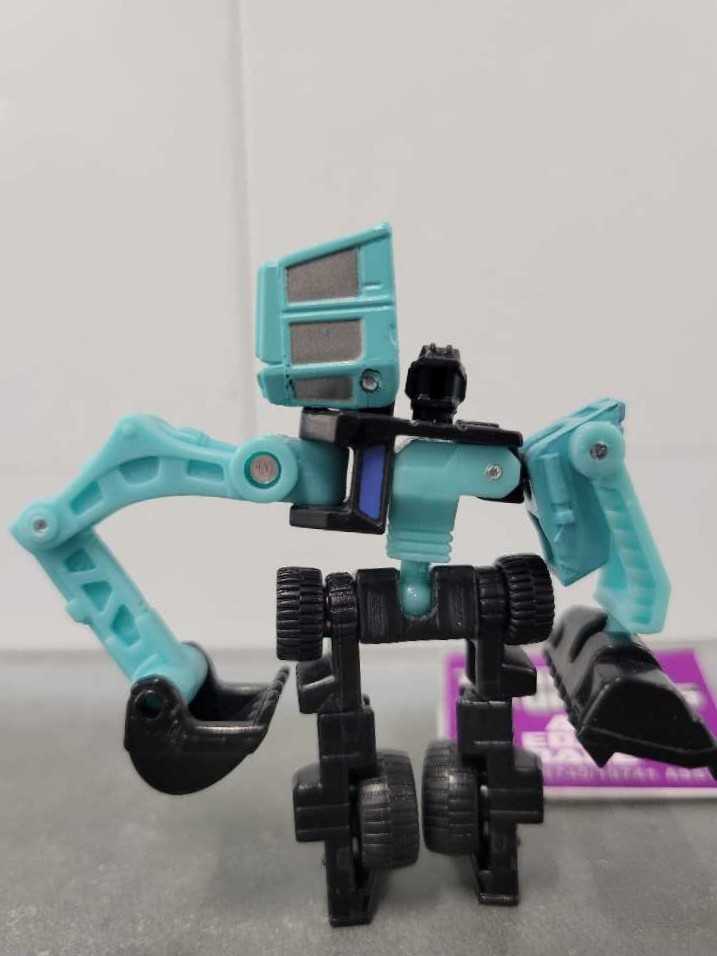 Panhandler - Hasbro (Generations) action figure collectible - Main Image 3