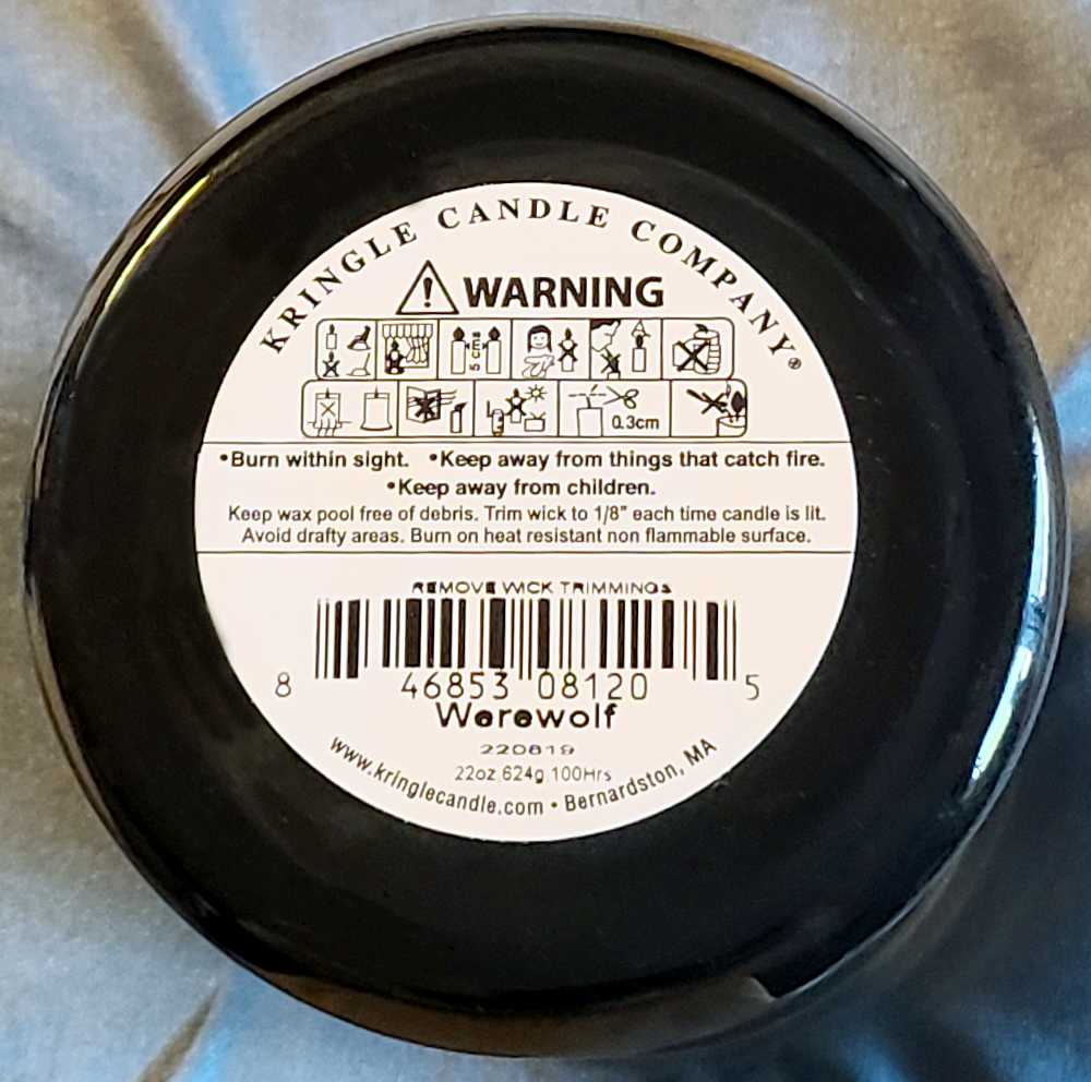 CANDLE: Halloween Kringle Werewolf 2022 - Yankee Candle (Halloween Candles) action figure collectible - Main Image 2