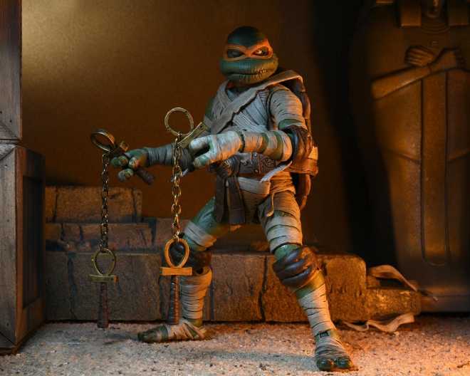 TMNT X Universal Monsters - Michelangelo As The Mummy (Ultimate) - Neca (TMNT) action figure collectible [Barcode 634482541876] - Main Image 4