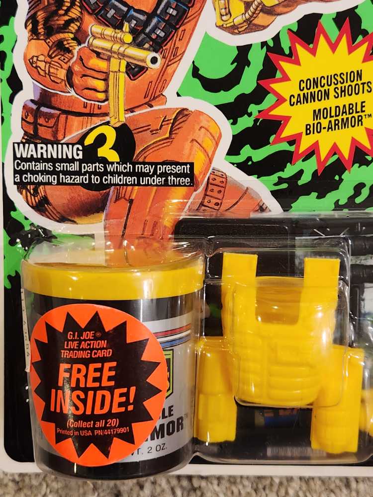 Clutch [v3] - Hasbro (G.I. Joe: A Real American Hero: Mega Marines) action figure collectible [Barcode 038976069288] - Main Image 4