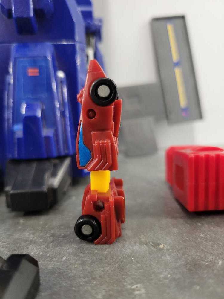 Hot Rod Rodimus With Star Convoy Star Optimus Prime  - Hasbro (Reissue) action figure collectible - Main Image 2