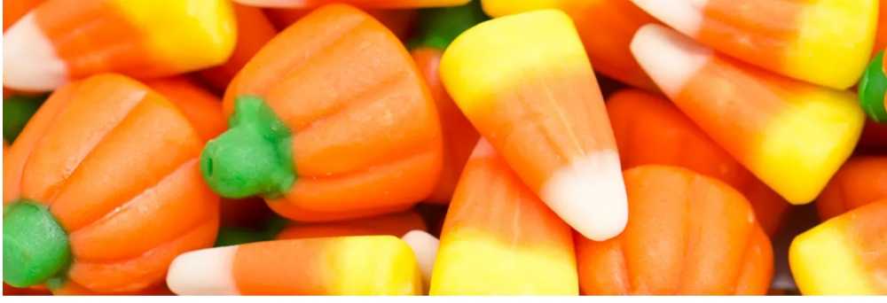 CANDLE: Halloween Kringle Candy Corn 2022 - Kringle Candle (Halloween Candles) action figure collectible [Barcode 846853081045] - Main Image 4