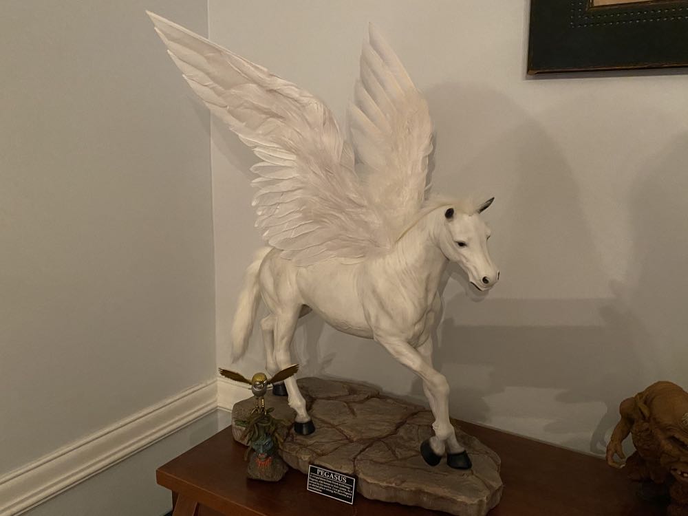 Ray Pegasus Statue Star Ace  action figure collectible [Barcode 4897057889476] - Main Image 1