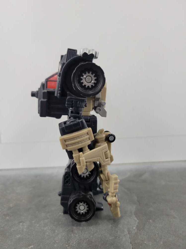 Nemesis Prime With Run Over (Robot Mode) - Hasbro (Armada) action figure collectible - Main Image 3