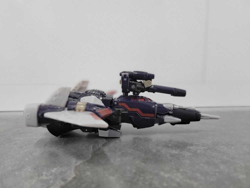 Cyclonus With Nightstick Jet Mode - Hasbro (Universe 2.0) action figure collectible - Main Image 3