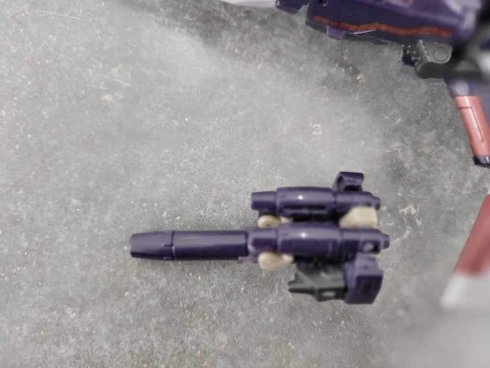 Nightstick With Cyclonus Gun Mode - Hasbro (Universe 2.0) action figure collectible - Main Image 2