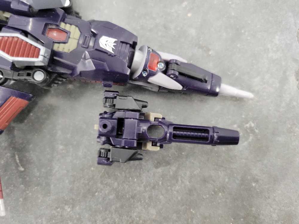 Nightstick With Cyclonus Gun Mode - Hasbro (Universe 2.0) action figure collectible - Main Image 4