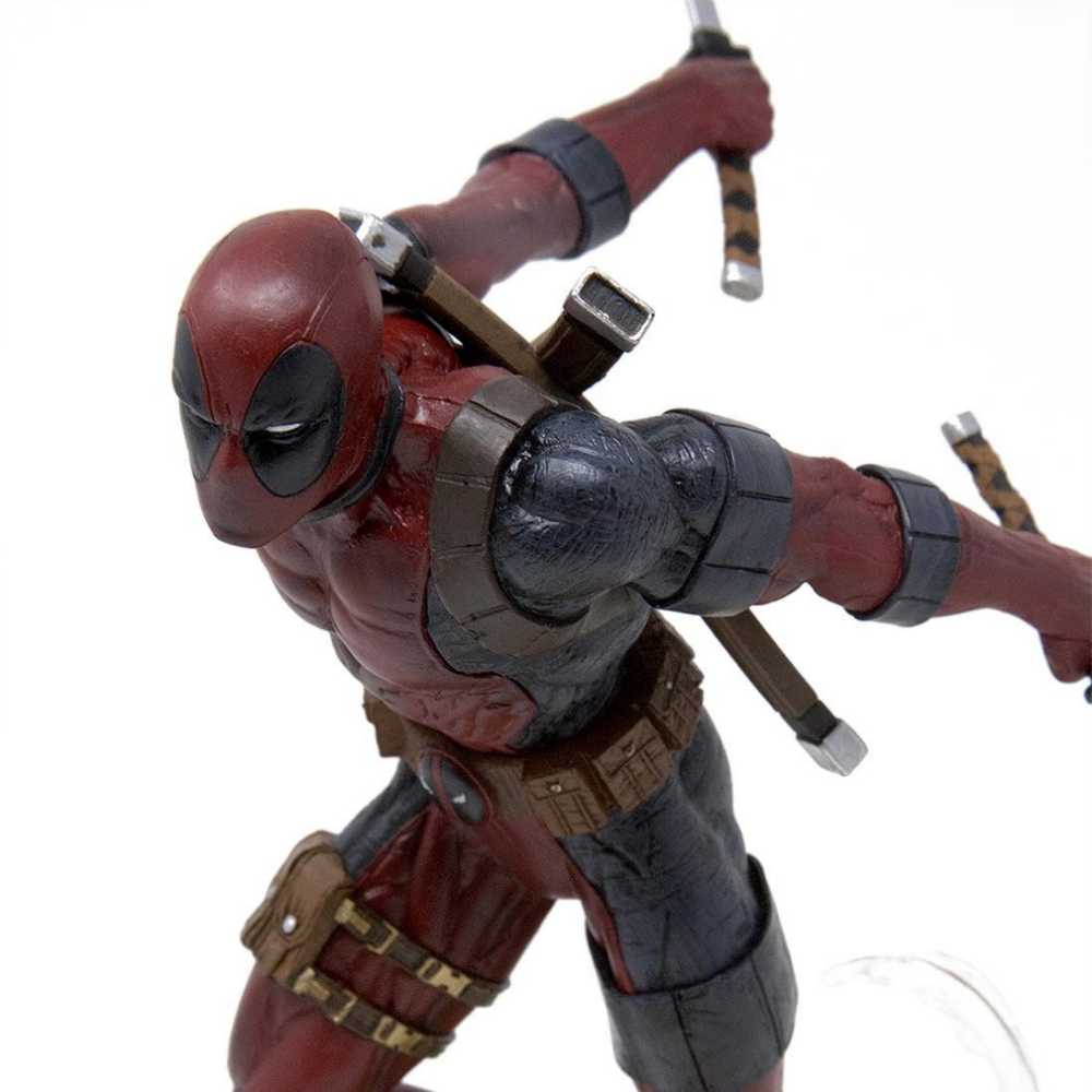 Deadpool Diamond Select Toys   action figure collectible - Main Image 4
