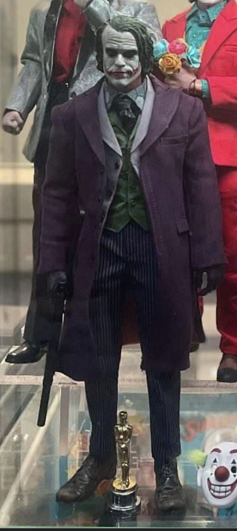 Joker : Heath Ledger - DJ Customs (DC Movies) action figure collectible - Main Image 2