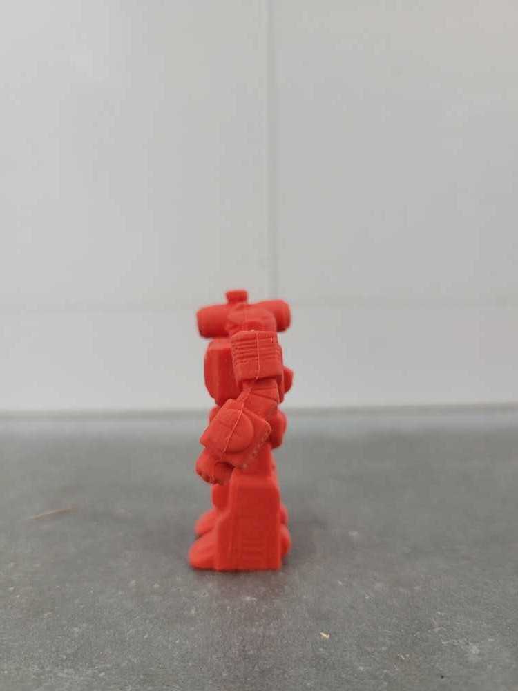 30 Perceptor - Hasbro (Decoy) action figure collectible - Main Image 4