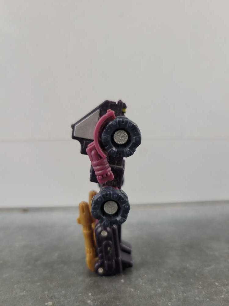 Clench 3rd With Galvatron (Robot Mode) - Hasbro (Armada) action figure collectible - Main Image 2