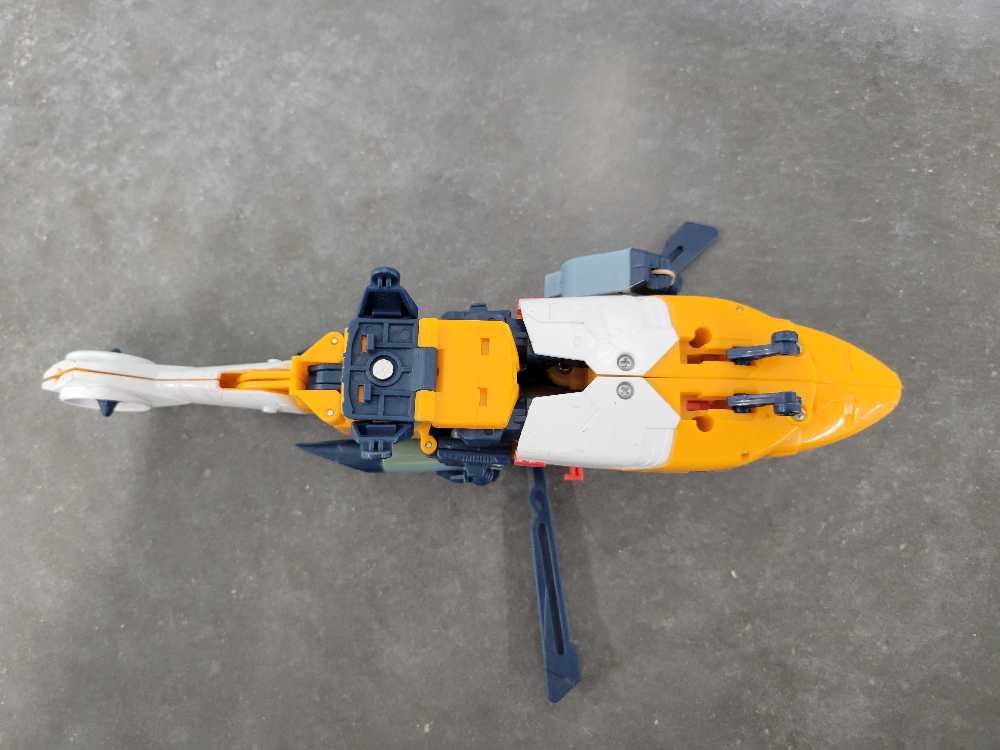 Evac 2nd Vehicle Mode  - Hasbro (Cybertron) action figure collectible - Main Image 4