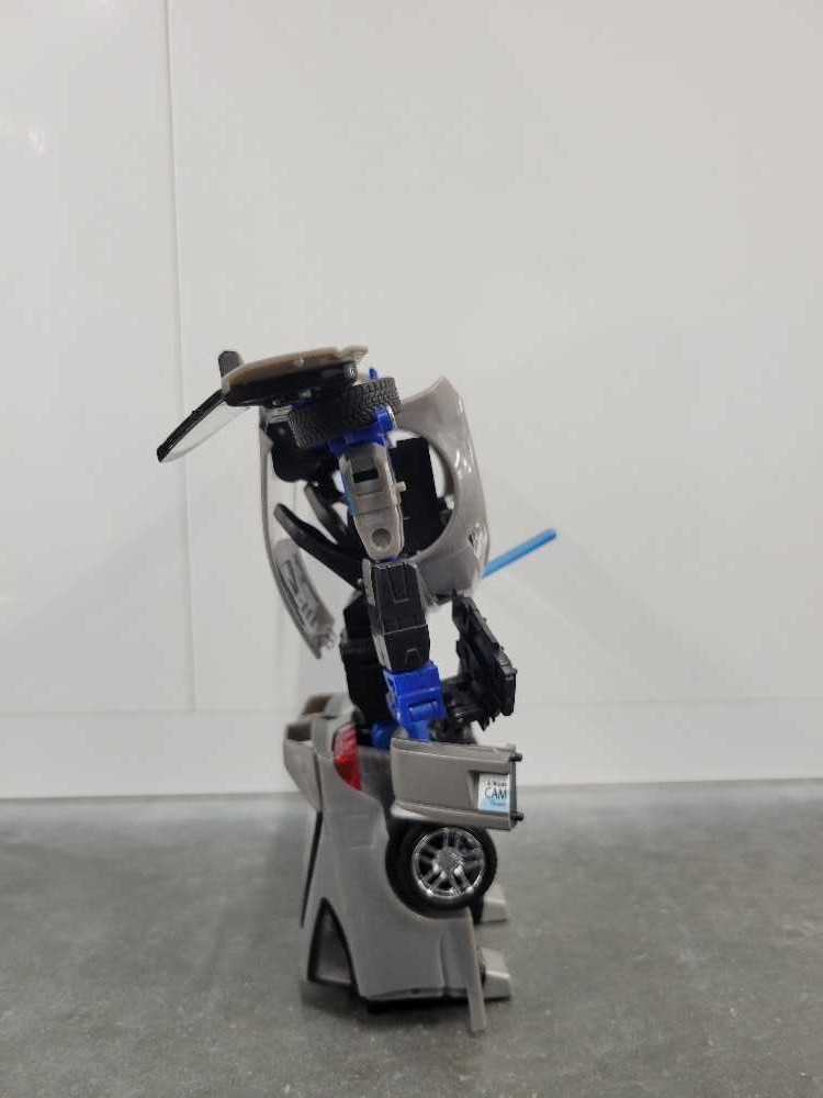 Camshaft 1st Robot Mode - Hasbro (Alternators) action figure collectible - Main Image 3