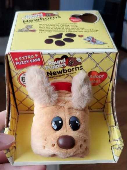 Pound Puppy Basic Fun Pound Puppies Newborns Plush Light Brown Rumple Skin Fuzzy Ears  action figure collectible [Barcode 885561381948] - Main Image 2
