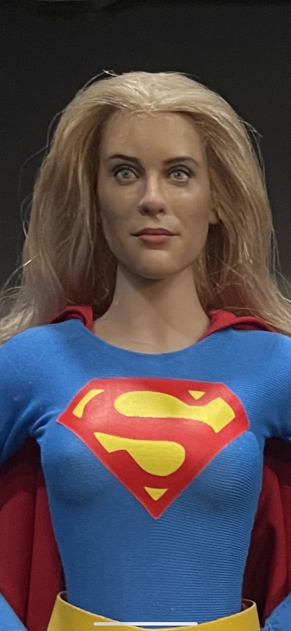 Supergirl : Helen Slater - Tales Lanares (DC Movies) action figure collectible - Main Image 2