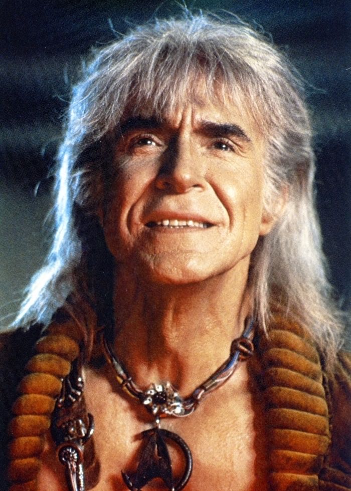 Khan Noonien Singh - Playmates (Star Trek II: The Wrath of Khan) action figure collectible [Barcode 043377631507] - Main Image 4