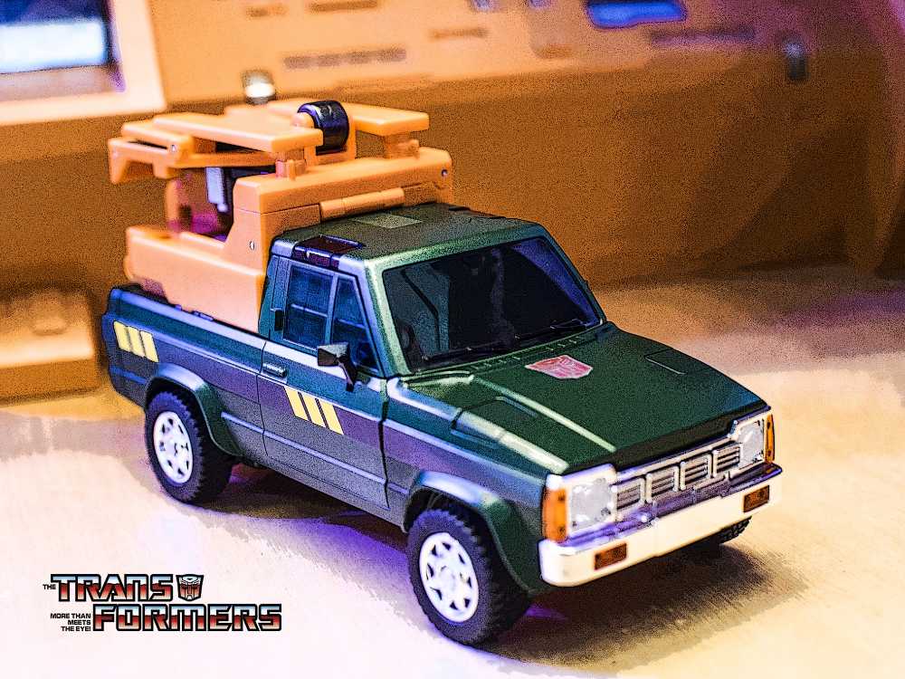 Fans Toys FT-26 Hitch - Fanstoys (3rd Party Transformers Masterpiece) action figure collectible - Main Image 3