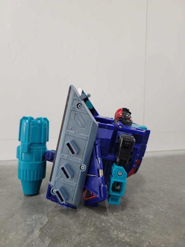 Dreadwing And Smokejumper - Hasbro (Generation 2) action figure collectible - Main Image 2